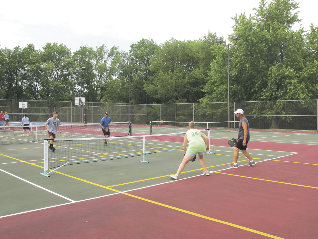 Pickleball Tennis Players Clash On Courts News Sports Jobs 